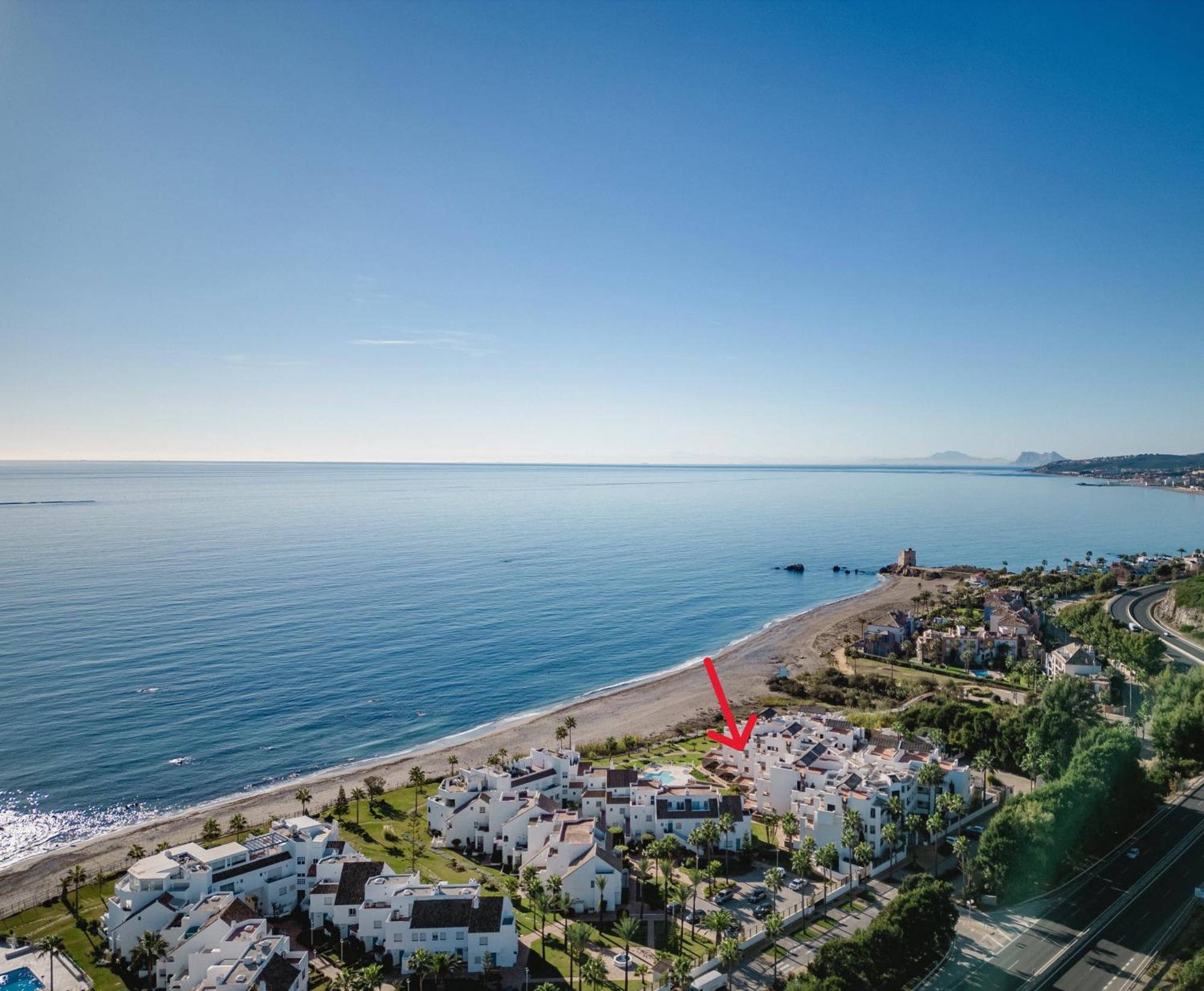 Sunrise Beach Front - Casares Del Mar Zewnętrze zdjęcie